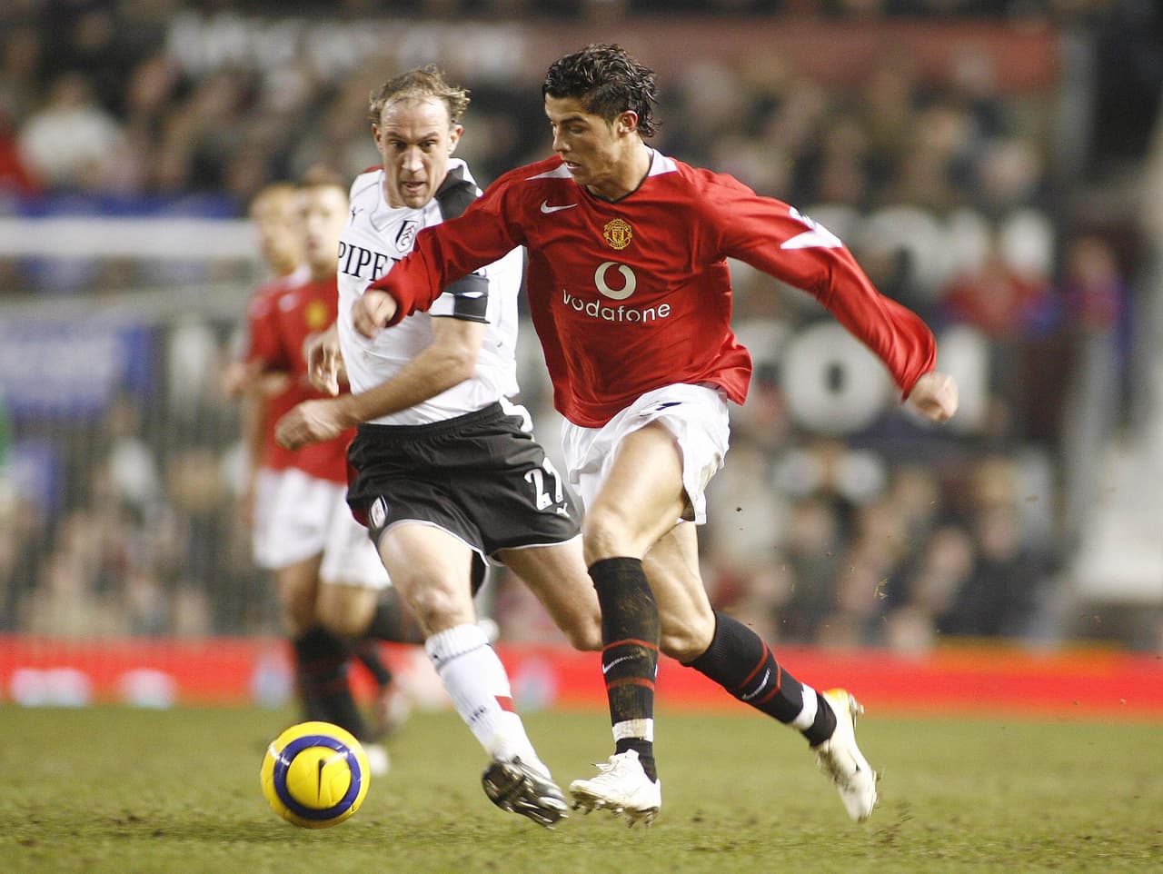 En 2007 conquistó su primer título de la Premier League con el Manchester United. Un año antes ganó la Football League Cup, pero este era el ansiado trofeo por el que lo llevaron a Old Trafford.