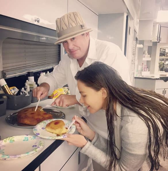 Recién despierta, lista para un desayuno nutritivo