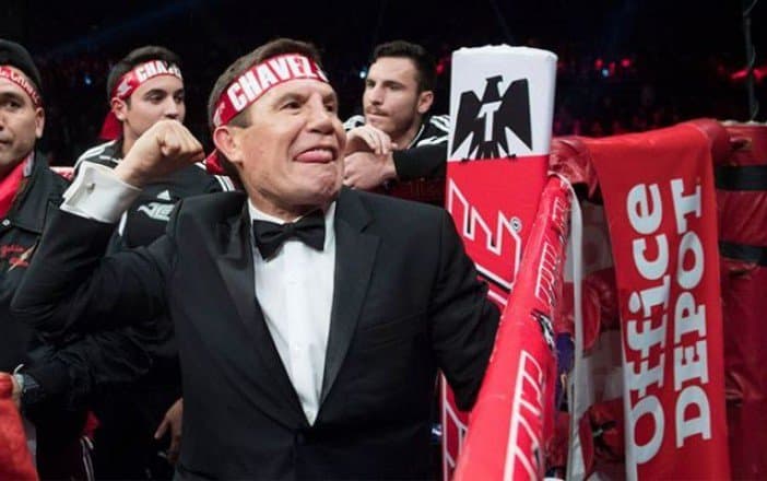 Julio César Chávez asegura que Mayweather vencerá a McGregor con una mano