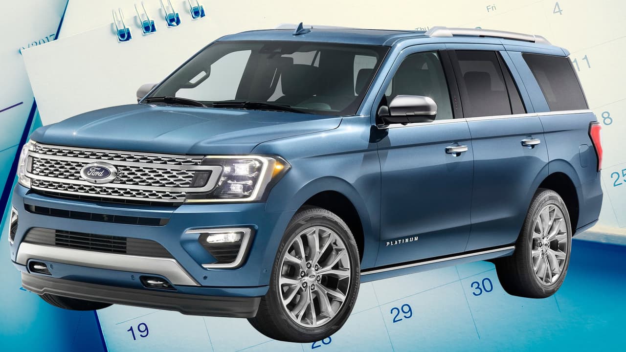 La versión 2018 del estudio de la firma de datos e investigación automotriz
<b> <a href="https://www.iseecars.com/cars-kept-longest-2018-study">iseecars.com</a></b>, sobre los 
<b>modelos que los compradores mantienen más tiempo en sus manos</b>, arrojó una lista de 10 vehículos donde el 50% de los vehículos son camionetas SUVs, subrayando la preferencia creciente del público por este tipo de vehículo. 
<br>
<br>En la nueva lista están ausentes modelos como el 
<b>Mercedes-Benz SLK</b> (SLC), Audi TT y 
<b>Porsche Boxter</b>, así como la
<b> Toyota Land Cruiser </b>que ocupó en primer lugar en la 
<b><a href="https://www.univision.com/noticias/ranking-de-autos/estos-son-los-10-autos-que-duran-mas-tiempo-en-manos-de-sus-duenos-en-eeuu-fotos" target="_blank">lista 2017</a></b>. La ausencia de estos modelos se atribuye a un cambio en la metodología del estudio, el cual este año añadió un año más de datos. 
<br>
<br>El estudio analizó más de 
<b>6 millones de vehículos usados</b> vendidos por sus dueños originales, a fin de determinar que modelos sus dueños mantienen por más tiempo. El tiempo promedio de propiedad de los autos en la lista es de 8.6 años, 16.2% más largo que el promedio de todos los modelos de 7.4 años. Conoce cuales son 
<b>los 10 carros que sus dueños mantienen por más tiempo</b>.