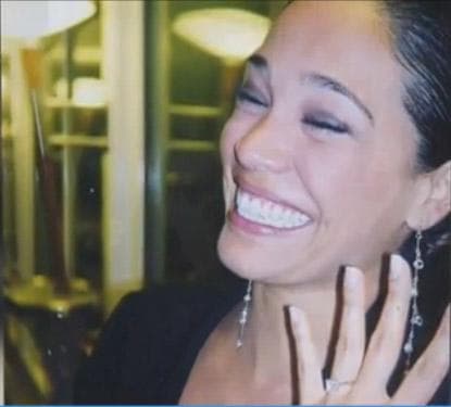 Karla Martínez tiene 15 años de matrimonio y hasta ahora sigue encendida la flama del amor.