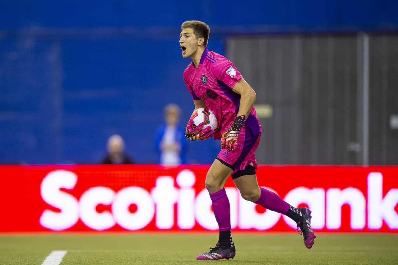 Cruz Azul igualó 1-1 en su visita a Montreal y avanzó a las Semifinales gracias al marcador global; Uriel Antuna adelantó a La Máquina antes de que Rudy Camacho emparejara las acciones.