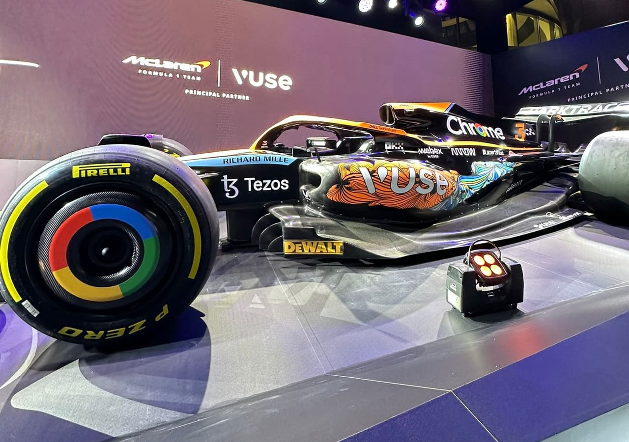 El mexicano es una de las promesas serias de McLaren. De llegar a la F1 habría dos pilotos nacidos en México: él y Sergio "Checo" Pérez.