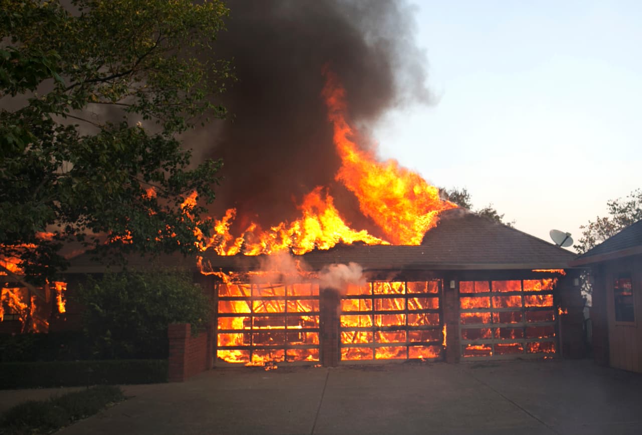 El llamado 'Tubbs Fire' es el más grande, pero tan solo uno de los siniestros que arde fuera de control en el norte del estado.