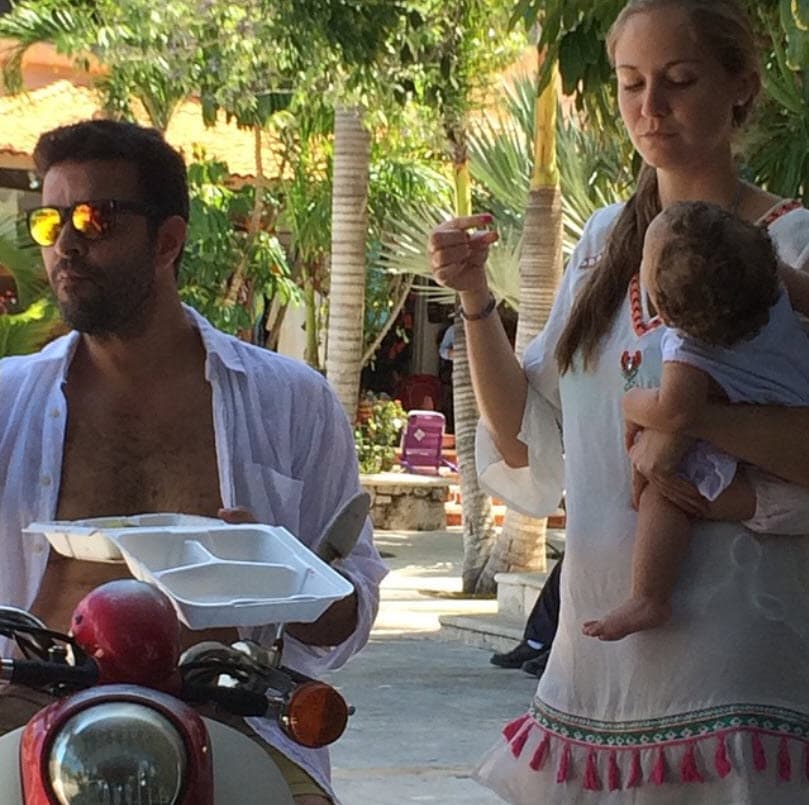 "Me dice la niña con un temor que
<b> estaba encerrada en el cuarto con Luis, con el tipo que anda, se me hace una falta de respeto para las niñas</b>, para la casa y en el acuerdo que habíamos quedado, él debe de respetar igual ella".
<br>