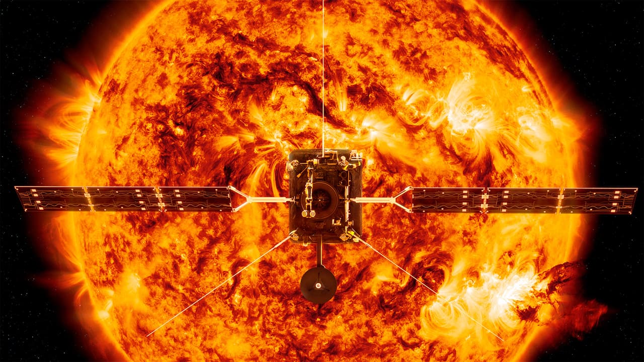 Esta ilustración publicada por la NASA describe cómo se vería la sonda frente al Sol. Cuando tomó estas espectaculares fotos de alta resolución a mediados de junio, el
<i>Solar Orbiter</i> se encontraba a 48 millones de millas (unos 77 millones de kilómetros) de la estrella, aproximadamente a mitad de camino desde la Tierra.