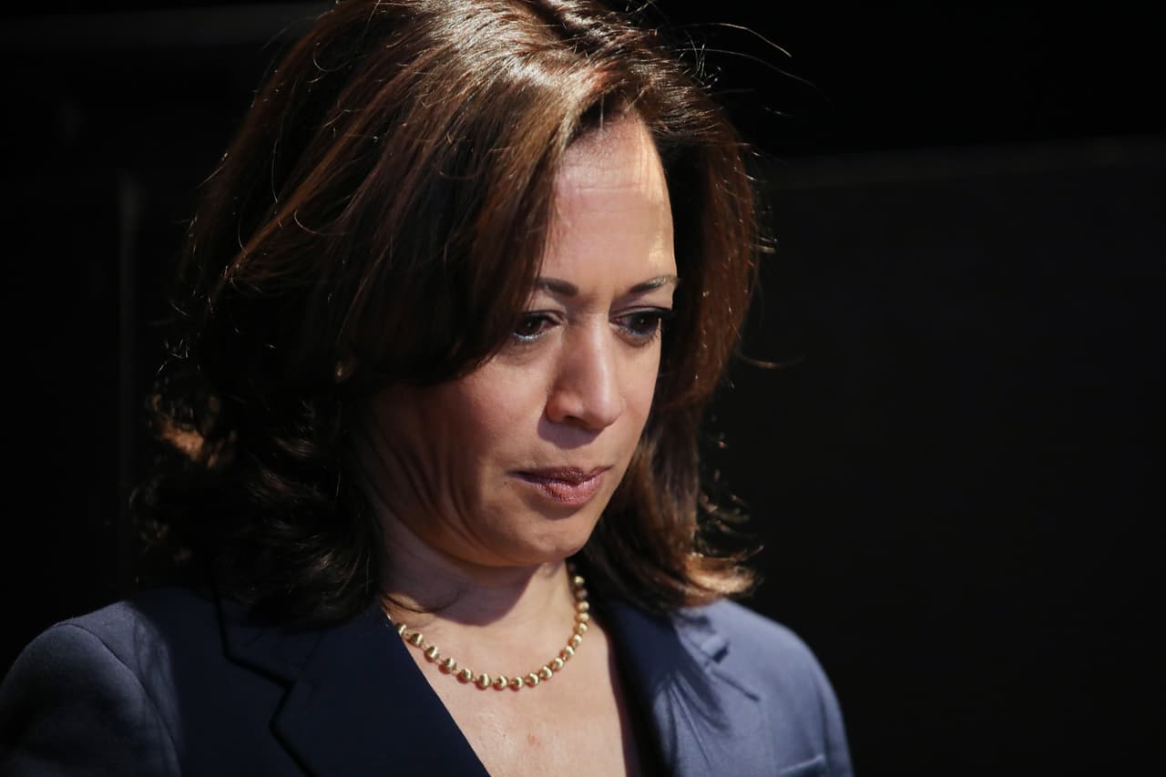 Kamala Harris retira su candidatura para la nominación presidencial del Partido Demócrata