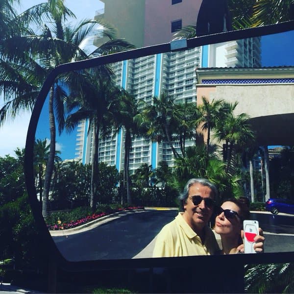 Miami también ha sido uno de los destinos turísticos de la parejita, pues el calor y la buena vibra del lugar hacen que sea uno de los lugares favoritos de
<b><a href="http://www.univision.com/temas/edith-gonzalez">Edith</a></b>.