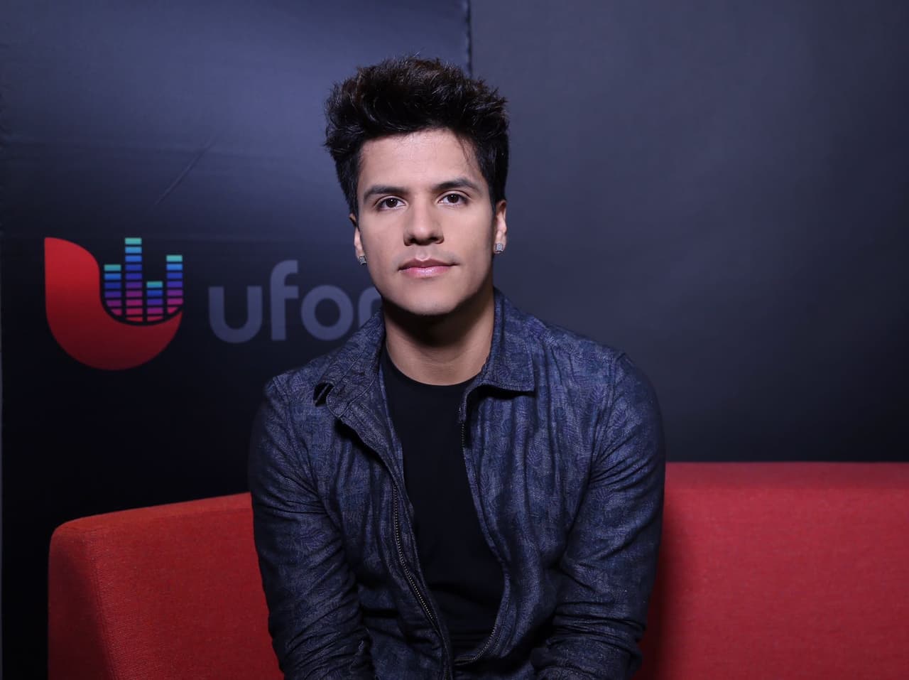 Luis Alberto Aguilera, hijo del ídolo mexicano Juan Gabriel se lanza a seguir los pasos de su padre