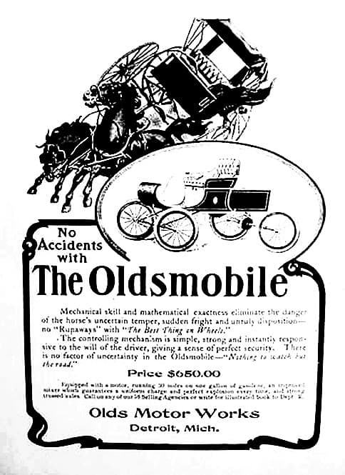 La Olds Motor Vehicle Co. fue fundada por Ransom E. Olds en Lansing, Michigan 1987 y ya para 1903 era el primer fabricante de automóviles del país, gracias al éxito de su Oldsmobile de tablero curvo (curved dash). Sin embargo una disputa con sus socios hizo que Olds abandonara la compañía que fue adquirida por la recién formada General Motors en 1908. En la imagen un anuncio del Curved Dash de 1901 anunciando los placeres de la vida sin caballos.