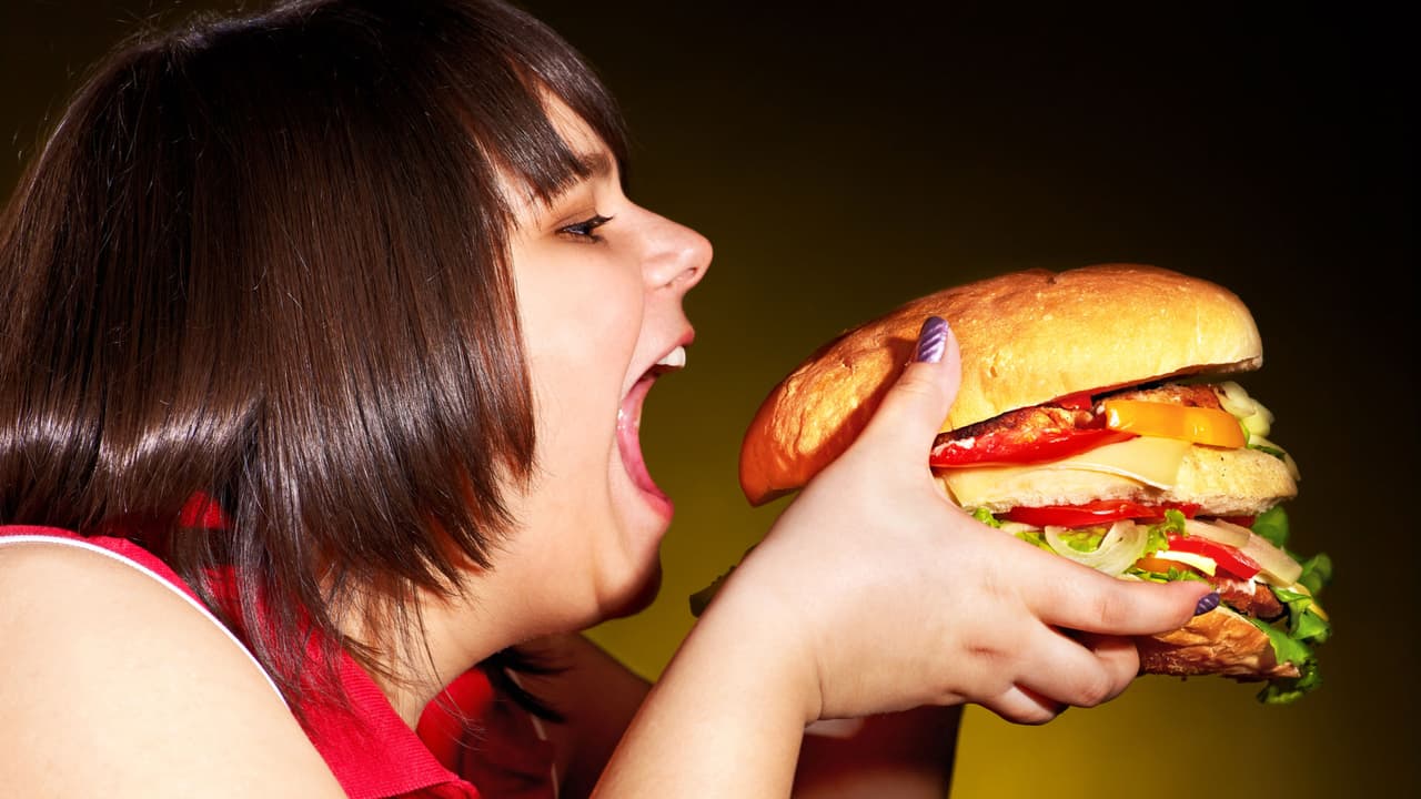 <b>Tendencia peligrosa de hoy en tu signo Géminis:</b> las exageraciones, ir a los excesos, o bien comer poco o comer mucho, dormir poco o mucho.