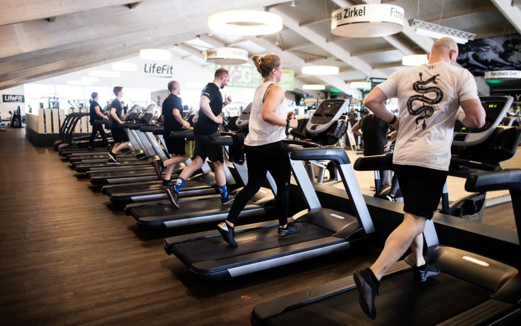 Los gimnasios deben estar cerrados.