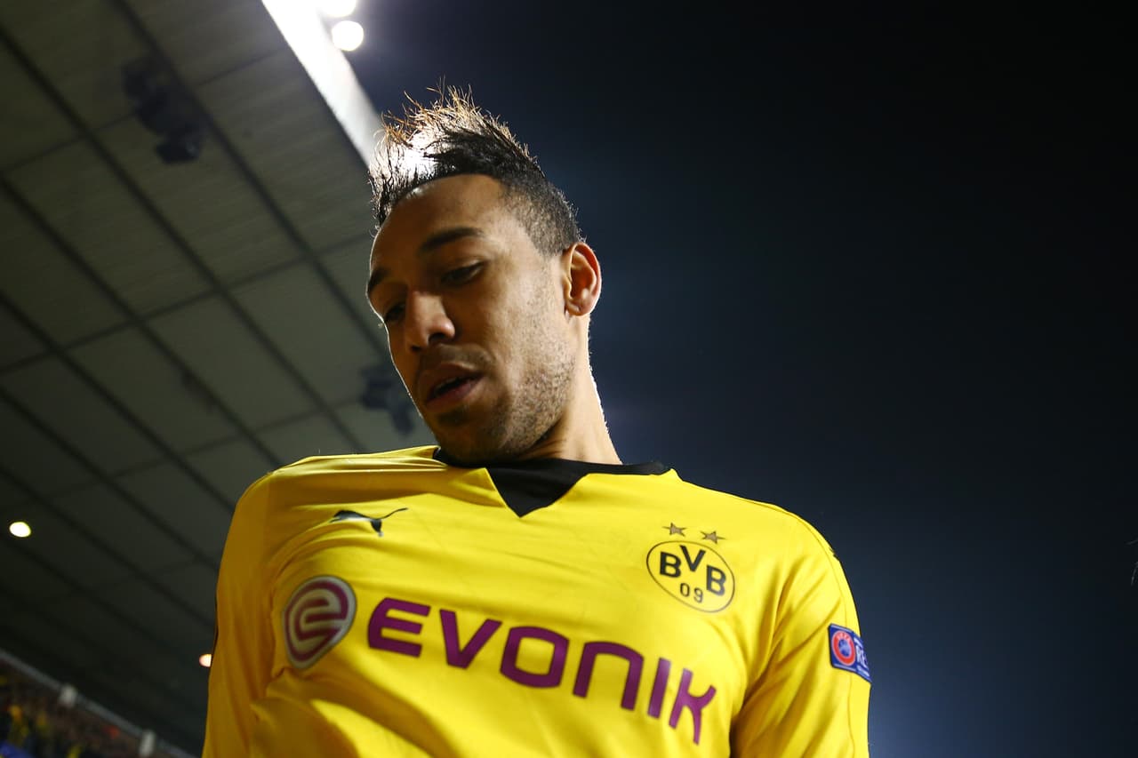 Otra alternativa apunta al ariete franco-gabonés Pierre-Emerick Aubameyang, una de las joyas del Borussia Dortmund y objeto del deseo de diversos clubes.