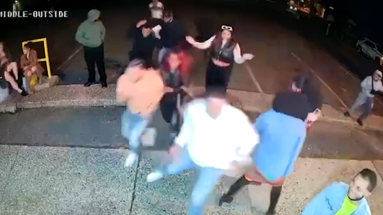 Tiroteo junto a puesto de comida deja un muerto y desata terror entre clientes en Paterson