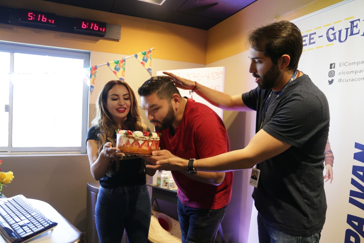 Pero la mordida no podía faltar.