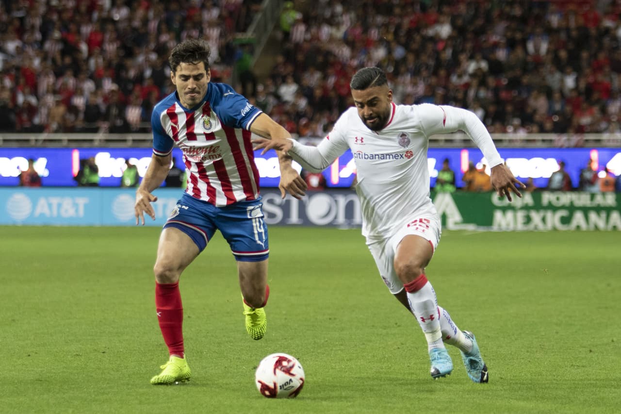 Antonio Briseño regresó a la actividad en liga ante Toluca.