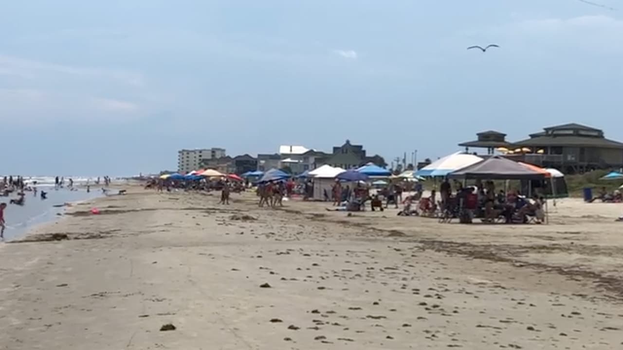 Y al mismo tiempo se mantienen atentos ante la posibilidad de la llegada de dos tormentas tropicales.