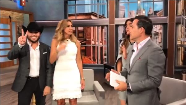 En otros temas, Gerardo platicó sobre su nuevo sencillo 'Egoísta', el cual pertenece a su más reciente producción discógráfica que lleva por título 'Comeré callado, volúmen 2'.