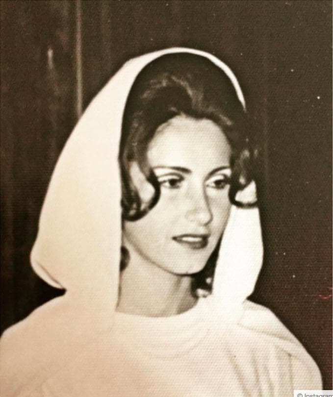 Tras este trágico suceso, Gabriel se fue a vivir a Texas por un tiempo, y al regresar a México vivió con su tía Betty (hermana de su mamá), a quien ve como su figura materna.