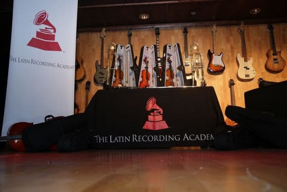 Latin GRAMMY In The Schools ofrece la oportunidad a los estudiantes de conocer y aprender de talentosos músicos.