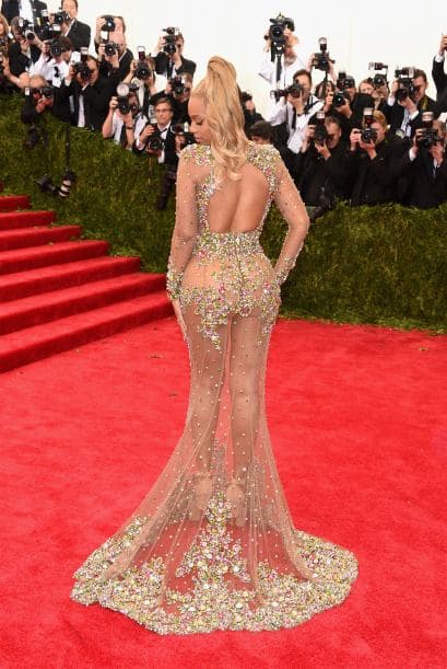 En la gala del MET las tres sensuales famosas dejaron a muchos boquiabiertos con sus curvas al descubierto. ¿Quién las lució mejor?