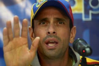 "Nicolás es un error en la historia del país y nosotros tenemos que salir de ese error", afirmó Capriles