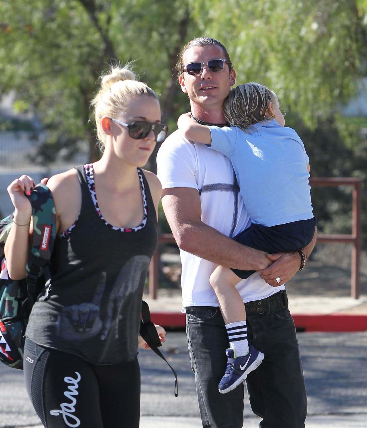 El rumor que se ha corrido es que el vocalista de Bush ha mantenido una relación con Mindy Mann.