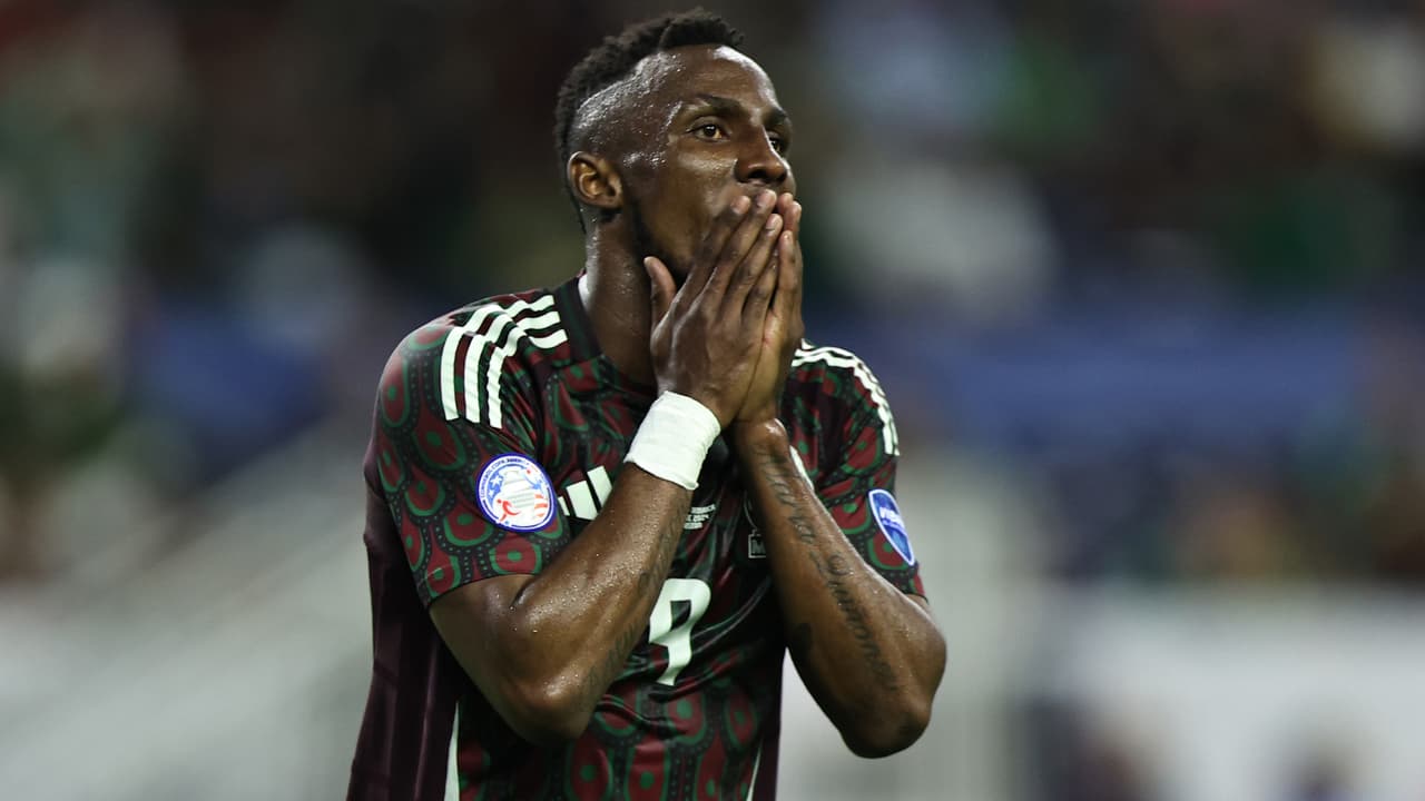 Quiñones restringe su Instagram tras derrota de México ante Venezuela