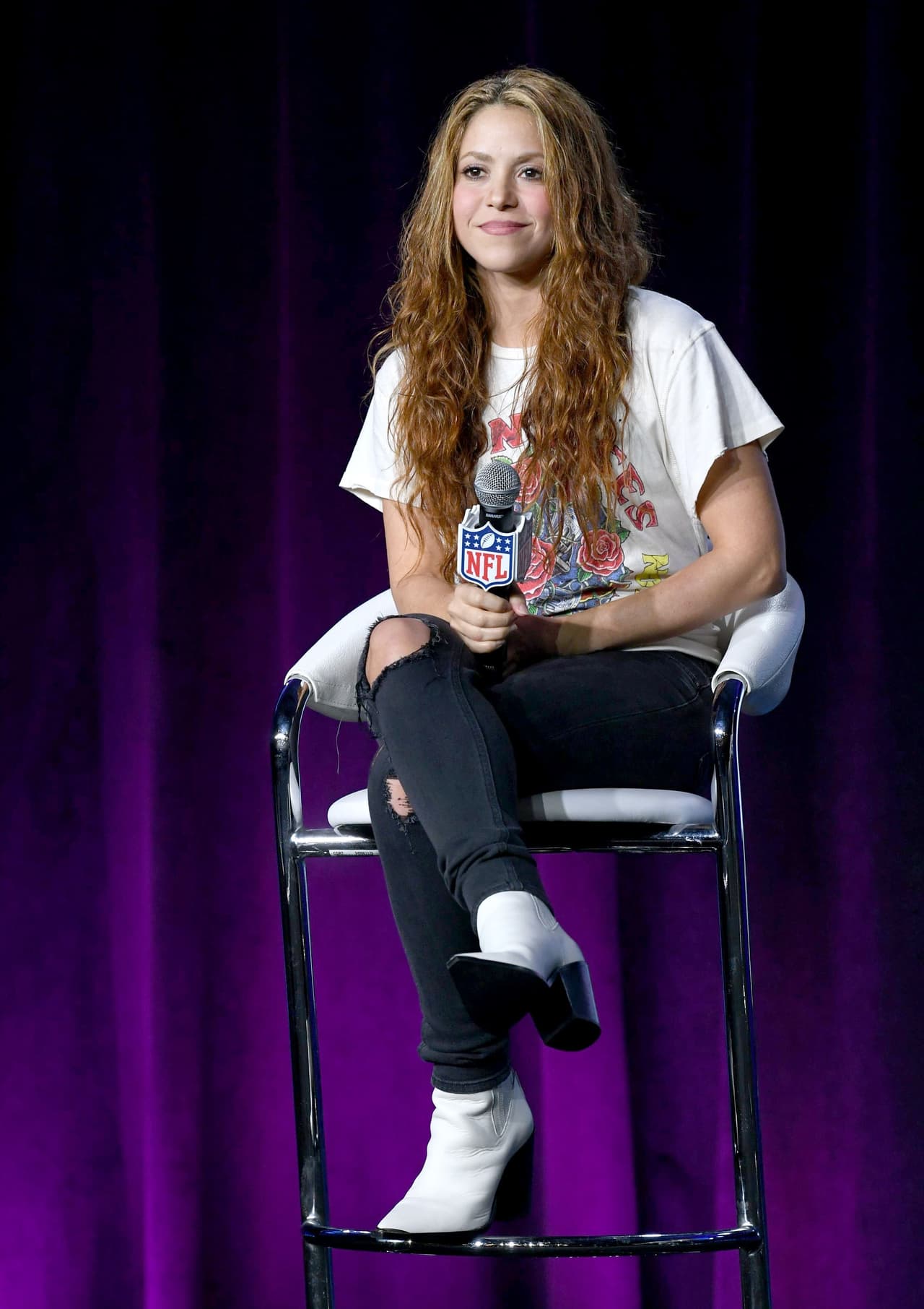 "Es un momento muy importante para 
<b>homenajear a los latinos y recordar la fuerza que somos</b> en este país y en el mundo", recalcó Shakira, quien no descansará hasta estar segura de que logrará su propósito.