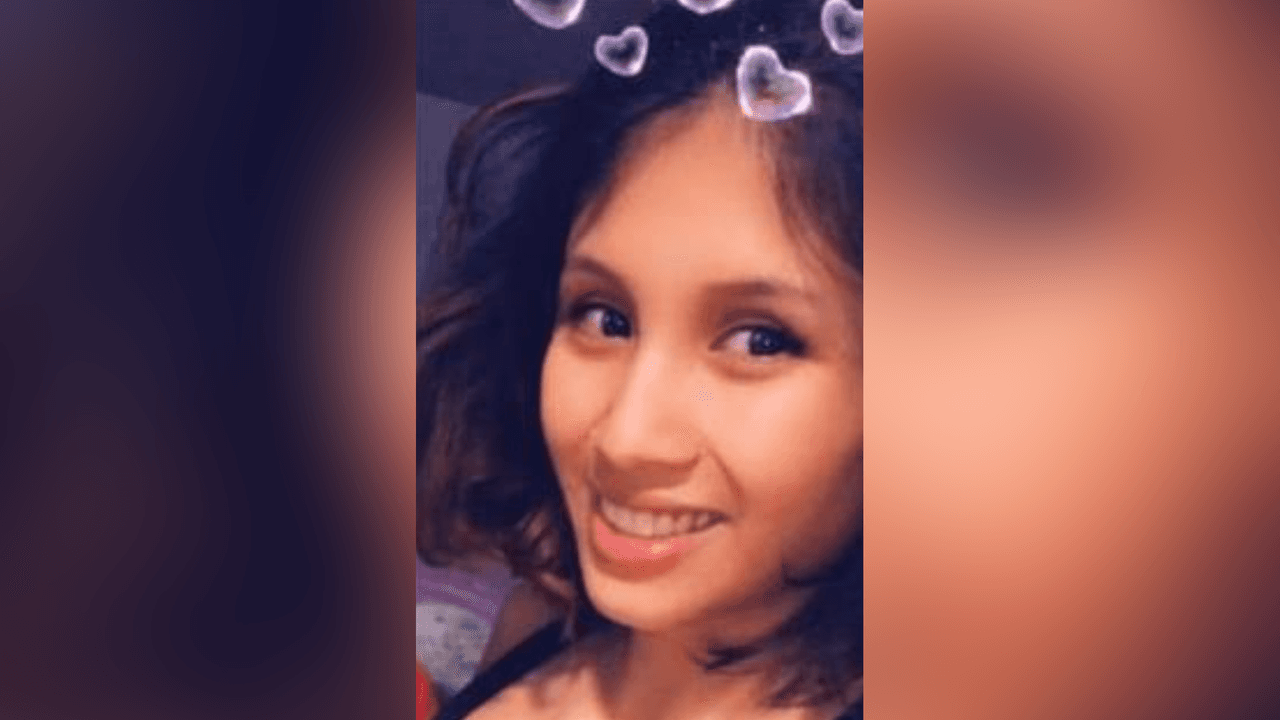 <h3 class="cms-H3-H3">El homicidio de Marlen Ochoa</h3>
<br>
<a href="https://www.univision.com/local/chicago-wgbo/no-estas-haciendo-tu-maldito-trabajo-le-dijo-clarisa-a-desiree-mientras-mataban-a-ochoa-uriostegui-indica-la-fiscalia">Marlen Ochoa, una adolescente embarazada hispana de solo 19 años,</a> fue reportada como desaparecida en abril. Su cuerpo fue localizado sin vida en la parte trasera de una residencia del vecindario de Scottsdale. Se llevó a cabo una búsqueda intensa para encontrar a Marlen. Sin embargo, lo que no se sabía era que había sido asesinada. Desiree y Clarisa Figueroa presuntamente la estrangularon con un cable y posteriormente le arrancaron a su bebé de más de 8 meses que cargaba en su vientre. Pasaron semanas antes de que detuvieran a tres personas que ahora comparecen en corte, acusadas por la muerte de la adolescente: Las Figueroa; y Piotr Bobak, enfrenta cargos por encubrimiento.
<br>
<br>Esta historia sacudió a los residentes de Chicago y conmocionó a personas en todo el país. Pintaron un mural en honor a Marlen Ochoa y su bebé, quien tristemente, también falleció unas semanas después de que encontraran el cuerpo de Marlen. Las personas acusadas continúan en el proceso de juicio por el homicidio de la adolescente y su bebé.
<br>
<br>Por desgracia, este fue solo uno de los casos de desapariciones que terminaron en tragedia en el área de Chicago y suburbios.