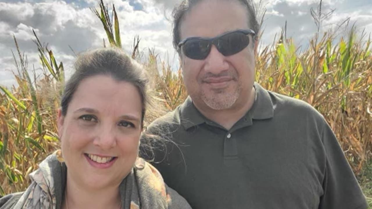 Jones, creó una cuenta de 
<b>GoFundMe "Rodriguez Family Covid Emergency Assistance" </b>para recaudar fondos para cubrir el costo de las deudas del hospital y para mantener a los hijos de la pareja.“Estamos muy preocupados por sus cuatro hijos por lo que estamos tratando de recolectar dinero para que tengan una ayuda para poder sobrevivir”, señaló.