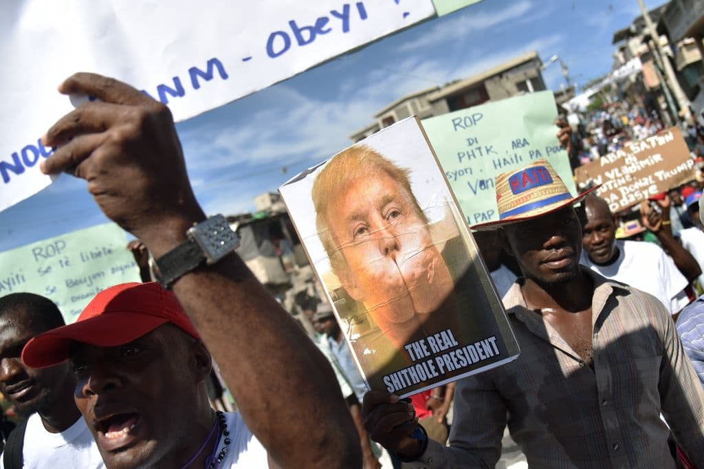 Trump protagonizó de nuevo una polémica internacional cuando se filtró a la prensa que en una reunión se refirió a Haití, El Salvador y otras naciones de África como "países de mierda".