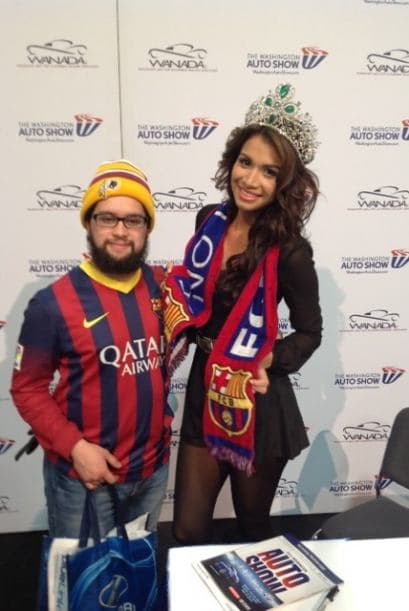 Marisela regresó a casa feliz de haber tenido la oportunidad de asistir al auto show en Washington y sentir el calor de su gente. La reina se divirtió tomándose fotos con sus admiradores y repartiendo autógrafos.