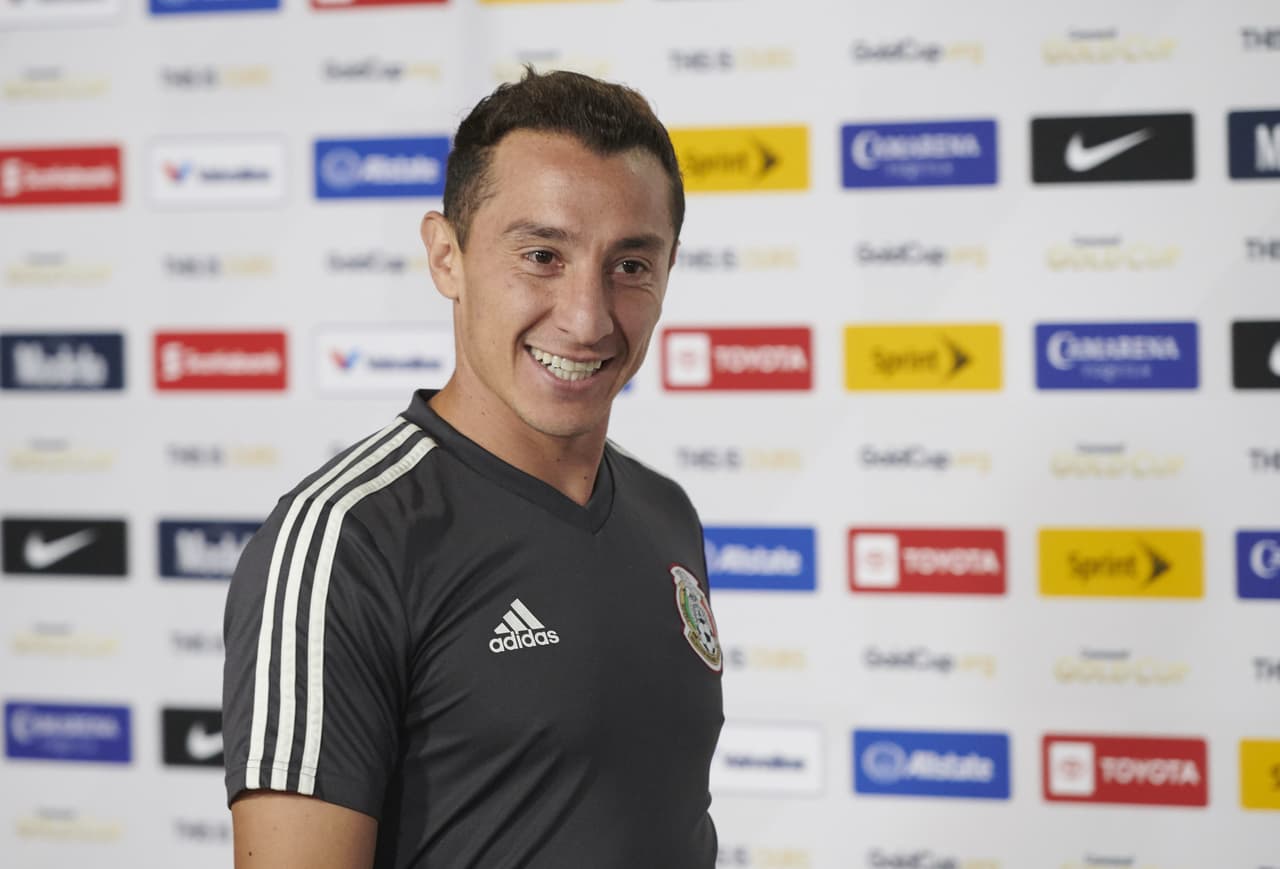 La Selección Mexicana de fútbol cerró así su preparación de cara a su importante duelo por la Semifinal de la Copa Oro 2019 cuando este martes en Phoenix se vea las caras ante la revelación del torneo, la Selección de Haití. Los integrantes del Tricolor y su entrenador, el argentino Gerardo 'Tata' Martino, sostuvieron un encuentro con la prensa luego de la práctica con el que bajaron el telón de los preparativos para su duelo que da un boleto a la Final del certamen.