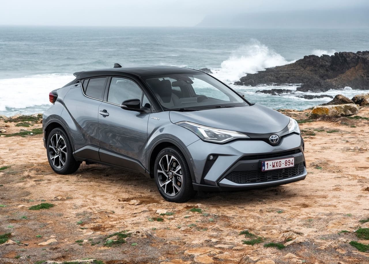 <h3 class="cms-H3-H3"><b>8. Toyota C-HR</b></h3>
<br>
<br>
<b>Precio promedio con 1 año de uso:</b> $19,727