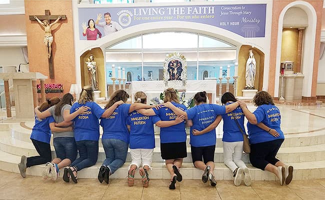 La incertidumbre sobre su futuro inmediato golpea a cerca de 800,000 jóvenes protegidos por DACA