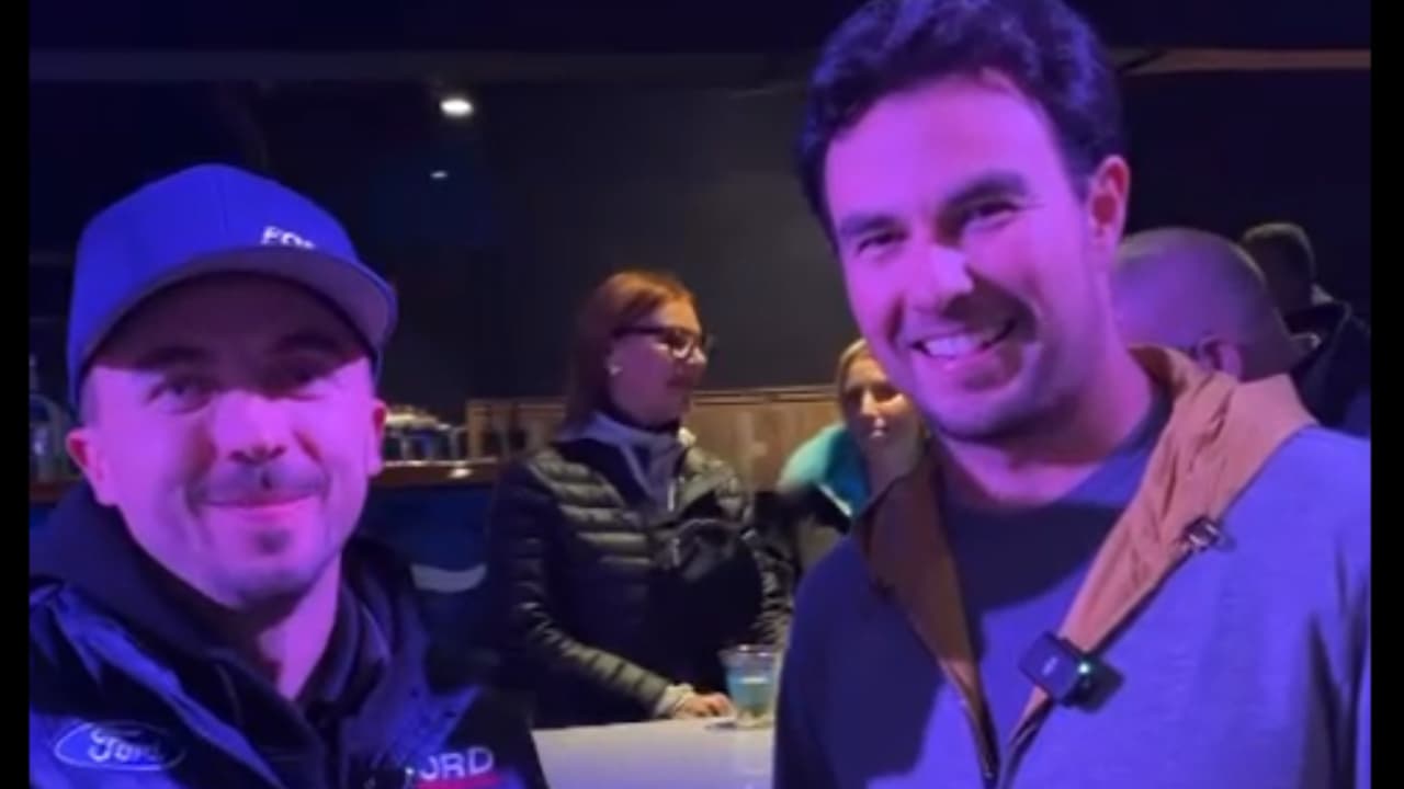 ¡Vaya crossover! Checo Pérez revela a ‘Malcolm’ si correría fuera de F1