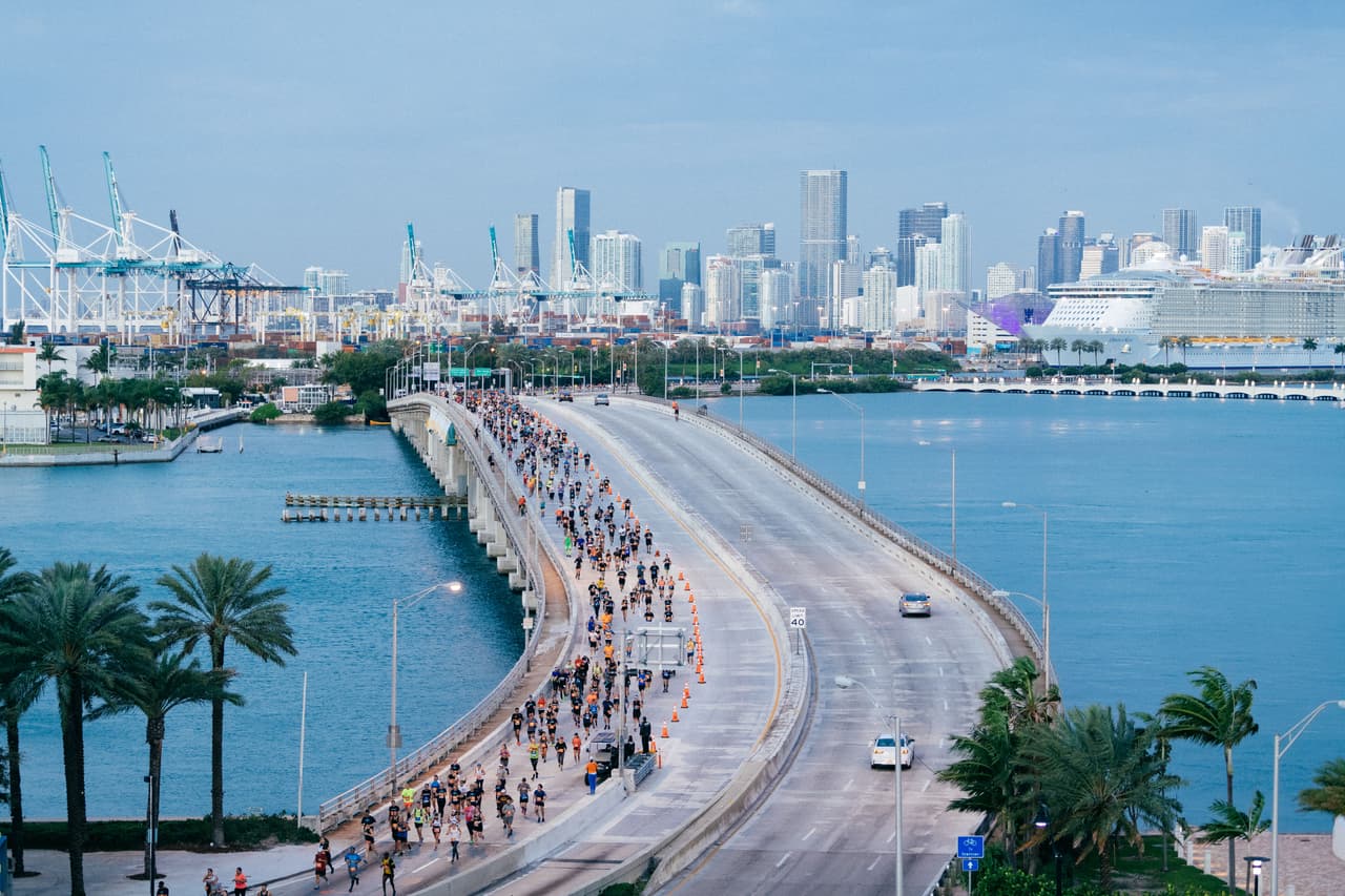 Las voluntarios recibirán una camiseta, refrigerios y bebidas.