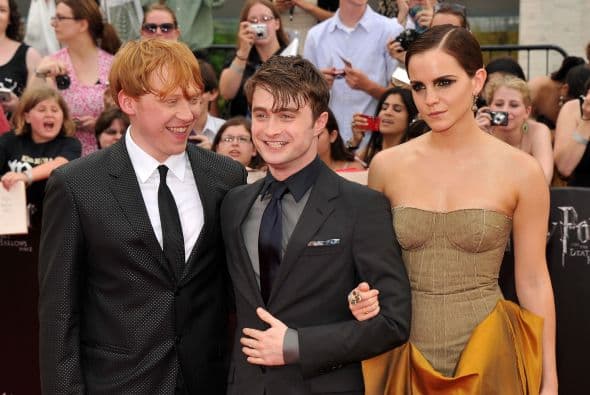 Daniel Radcliffe (Harry Potter) es el actor británico más rico de menos de 30 años, con 42 millones de libras (68 millones de dólares), por delante de Emma Watson (Hermione Granger, 22 millones de libras) y Rupert Grint (Ron Weasley, 20 millones de libras), según la lista "The Richest" del dominical británico The Sunday Times.