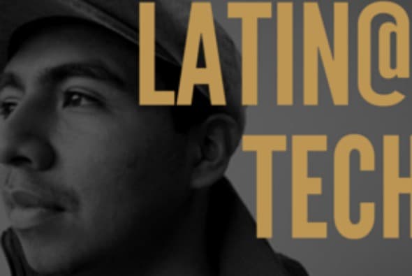 Jóvenes hispanos de Chicago incentivan el interés en la tecnología entre las nuevas generaciones