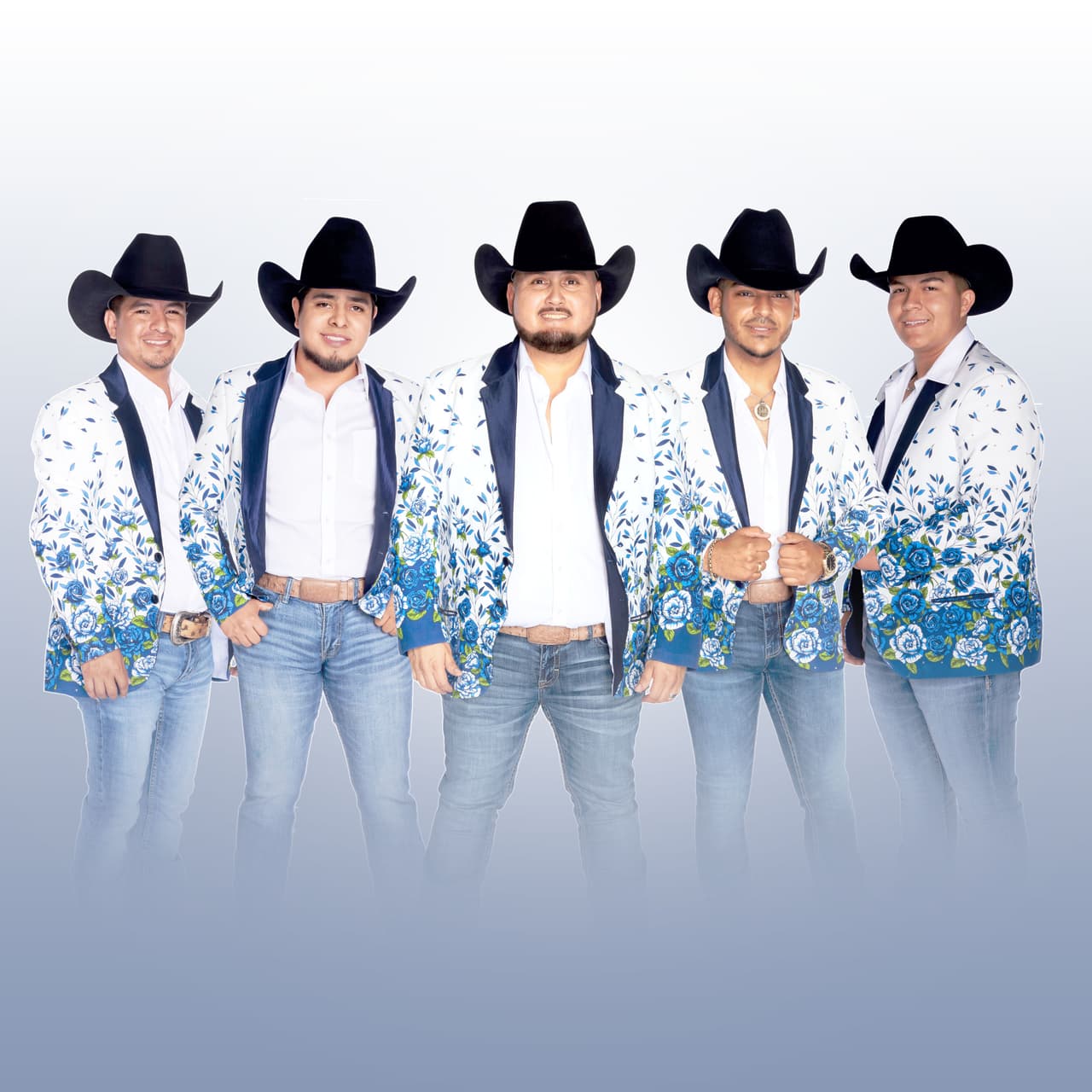 Otro artista nuevo del género regional mexicano en Premios Juventud es 
<b>La Fiera de Ojinaga</b>, grupo que compite por la Mejor Canción Regional Mexicana con 'En Otro Canal' y Álbum Regional Mexicano Del Año por su disco del mismo nombre.