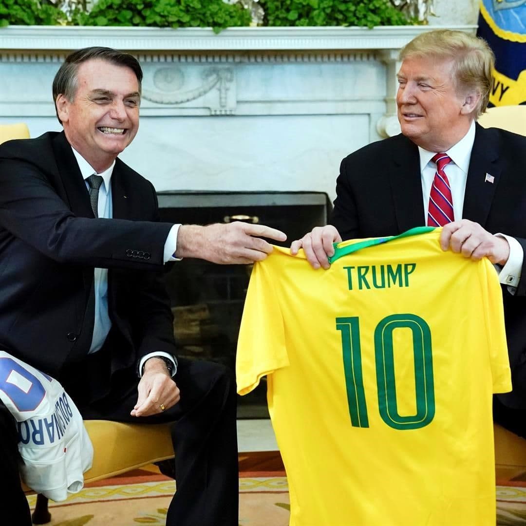 El presidente Donald Trump recibe al presidente Jair Bolsonaro de Brasil y en la Casa Blanca, 19 de marzo, 2019.