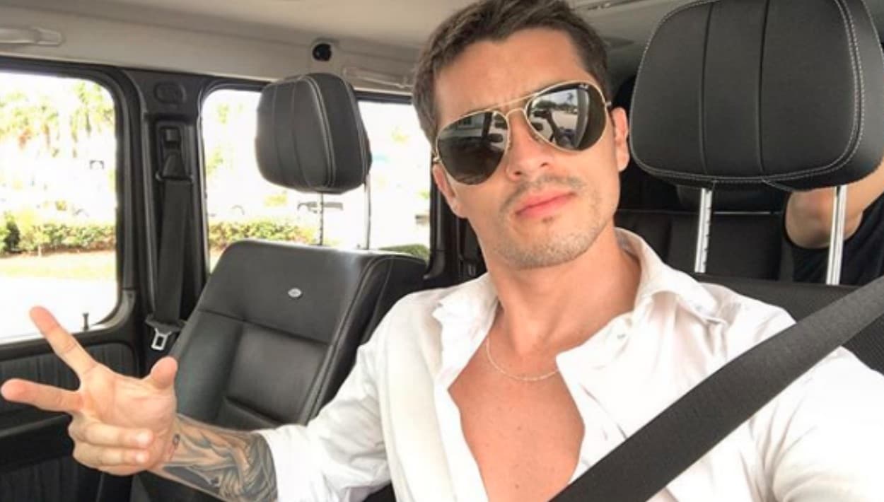 <b>Christian Estrada</b> habló acerca de sus sentimientos por 
<b><a href="https://www.univision.com/temas/frida-sofia" target="_blank">Frida Sofía</a></b>, con quien 
<b><a href="https://www.univision.com/famosos/ex-de-frida-sofia-decide-cortar-de-tajo-con-ella-y-con-el-pleito-que-tiene-con-alejandra-guzman-fotos" target="_blank">terminó su relación </a></b>de cinco meses en marzo de este 2019.