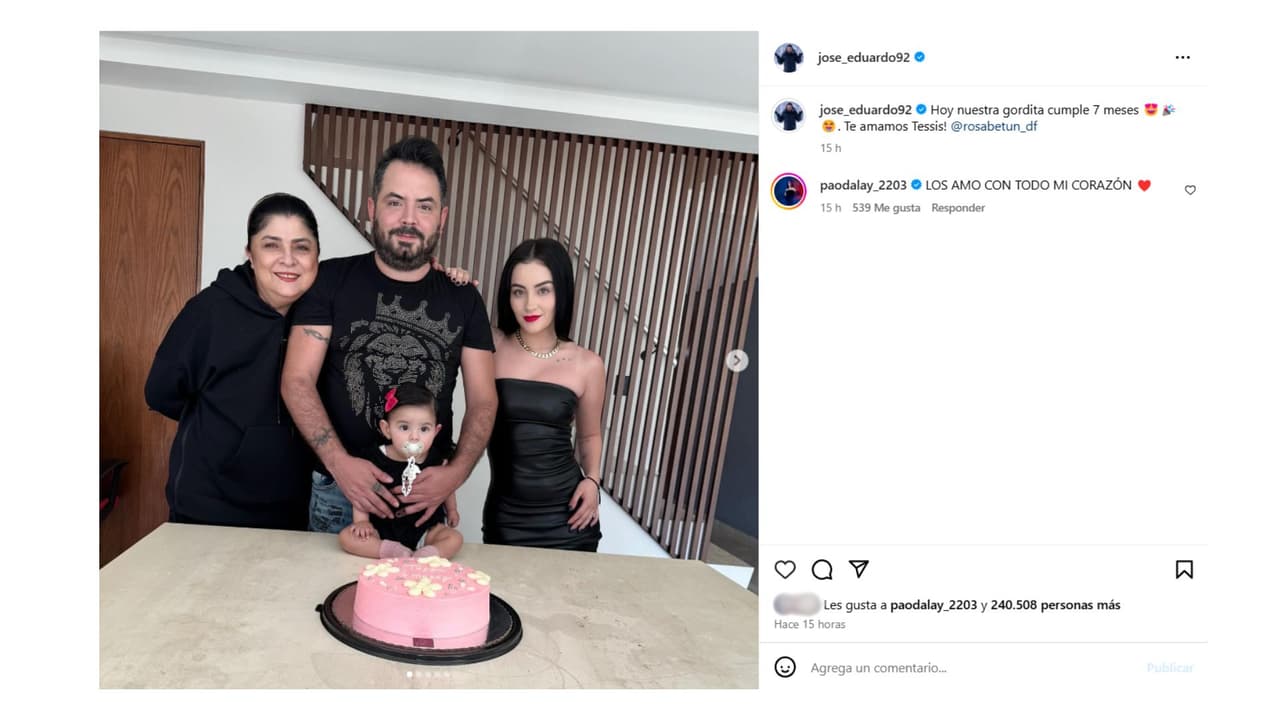 Tessa parece haber heredado los rasgos físicos de su abuelo, Eugenio Derbez.