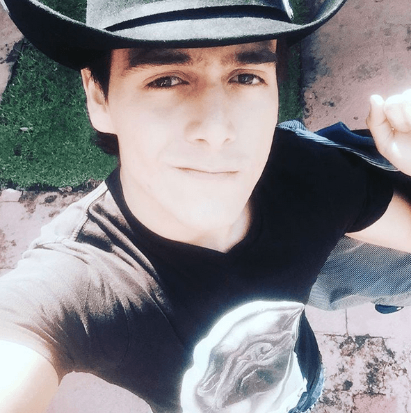 ¿Se convertirá en el nuevo ídolo del jaripeo?