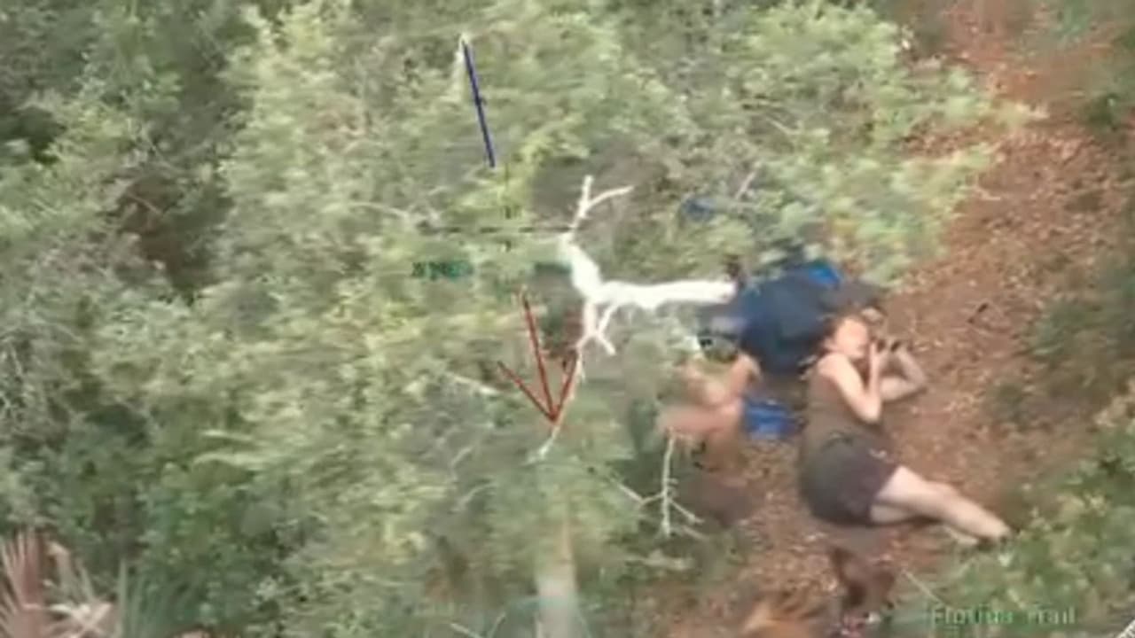 Rescatan a embarazada y su pareja tras sufrir calor extremo haciendo senderismo