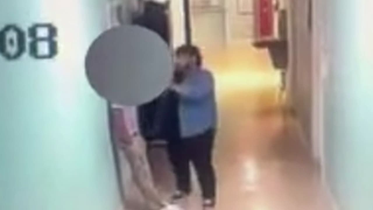 Video del momento en que maestro de escuela cristiana en Florida habría tapado la boca de un alumno con cinta adhesiva
