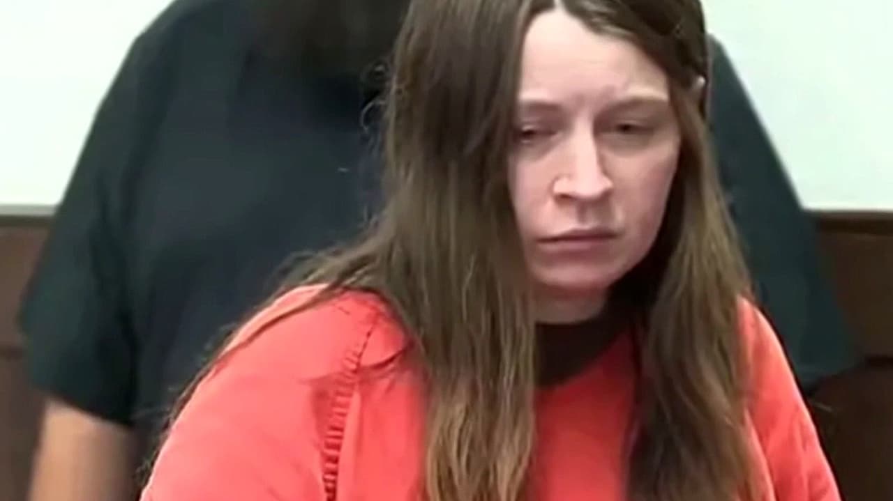 Elizabeth Siders enfrenta nuevos cargos por abuso sexual en el caso de los 16 hijos en Ohio