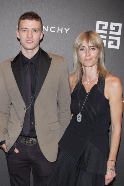 En 2008, el cantante y actor Justin Timberlake también fungió como rostro de la fragancia masculina Givenchy. En la foto aparece junto a empresaria Isabelle Gex.