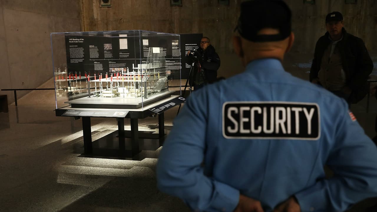 Allied Universal contratará a más de 100 guardias de seguridad en Arizona